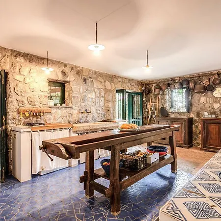 Villa La Casa Piccola Massa Lubrense